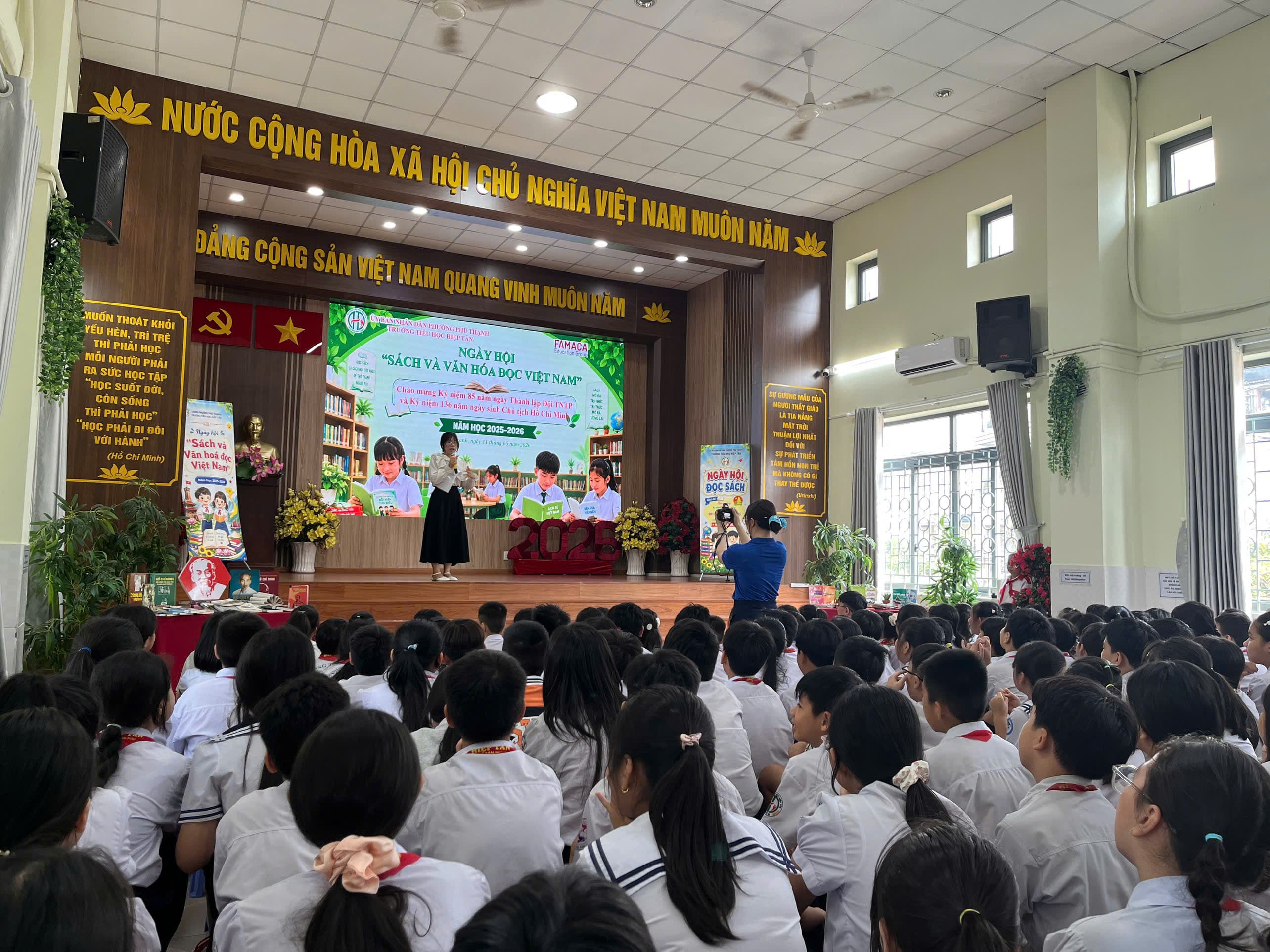 Books presented through accessible and engaging themes - Hiep Tan Primary School